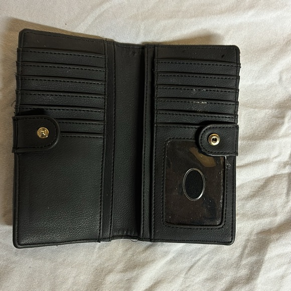 Guess Women’s Folding with Front Pocket Wallet - Picture 3 of 5